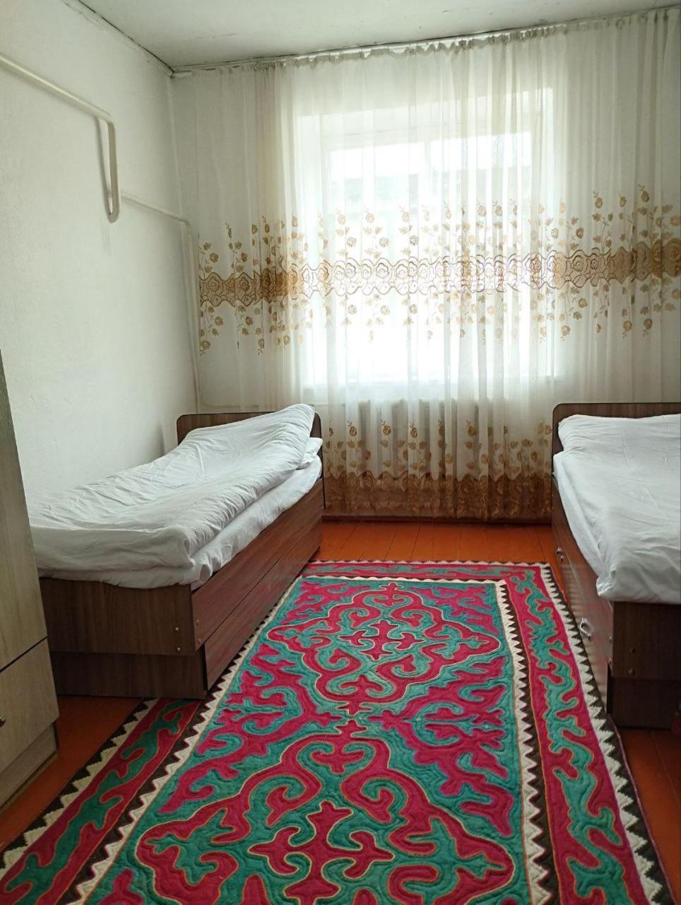 Guest House Bereke In Kyzart Village Bagysh Exterior foto
